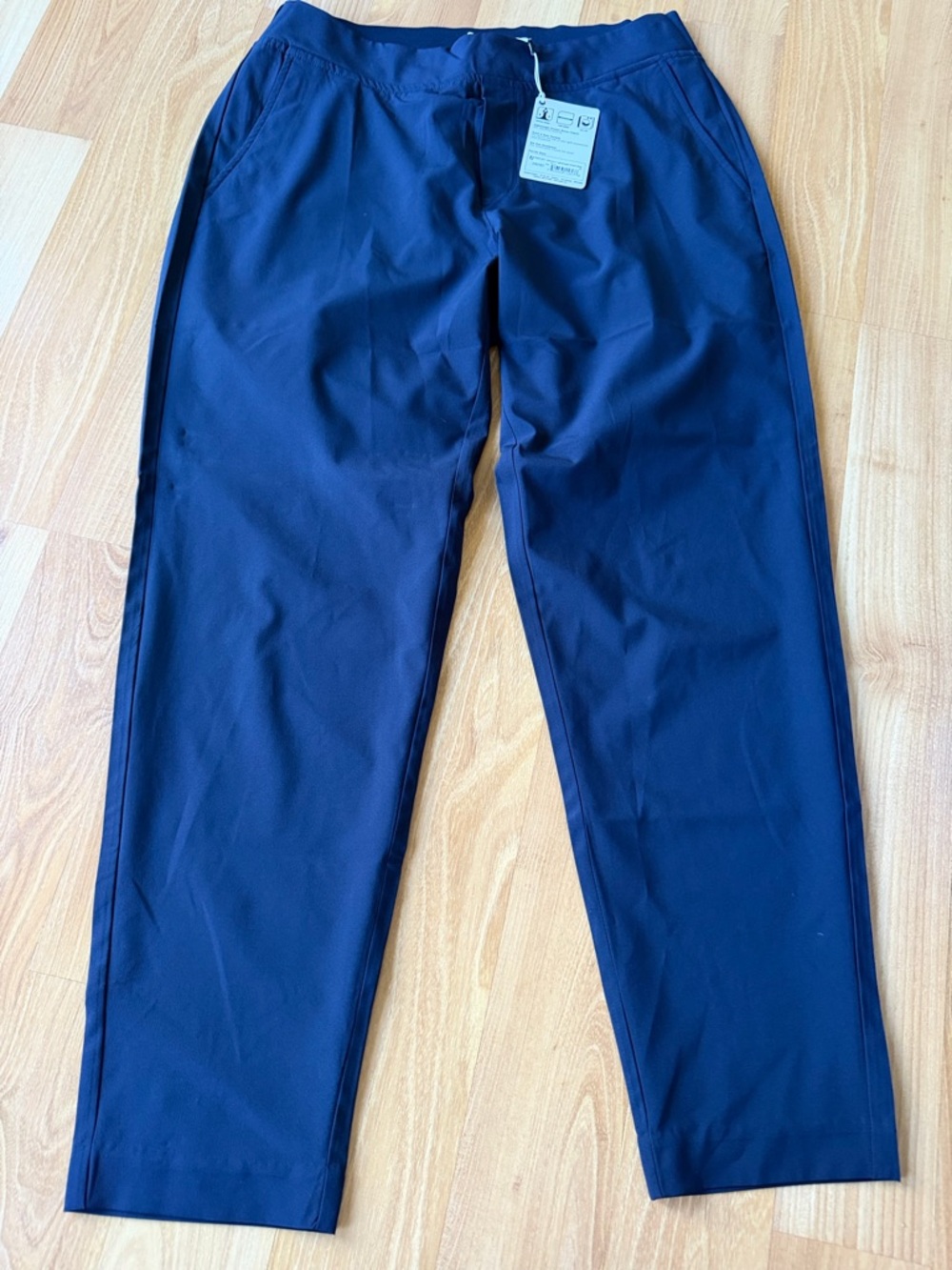 FootJoy NWT “Women’s Lightweight Ankle Pants” for golf or life medium navy blue